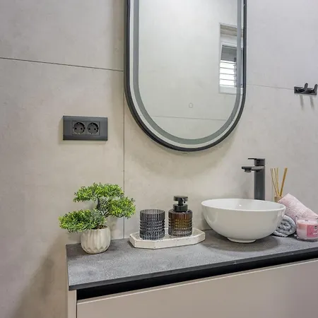 Aria With Heated Pool And Whirlpool - Happy Apartman *